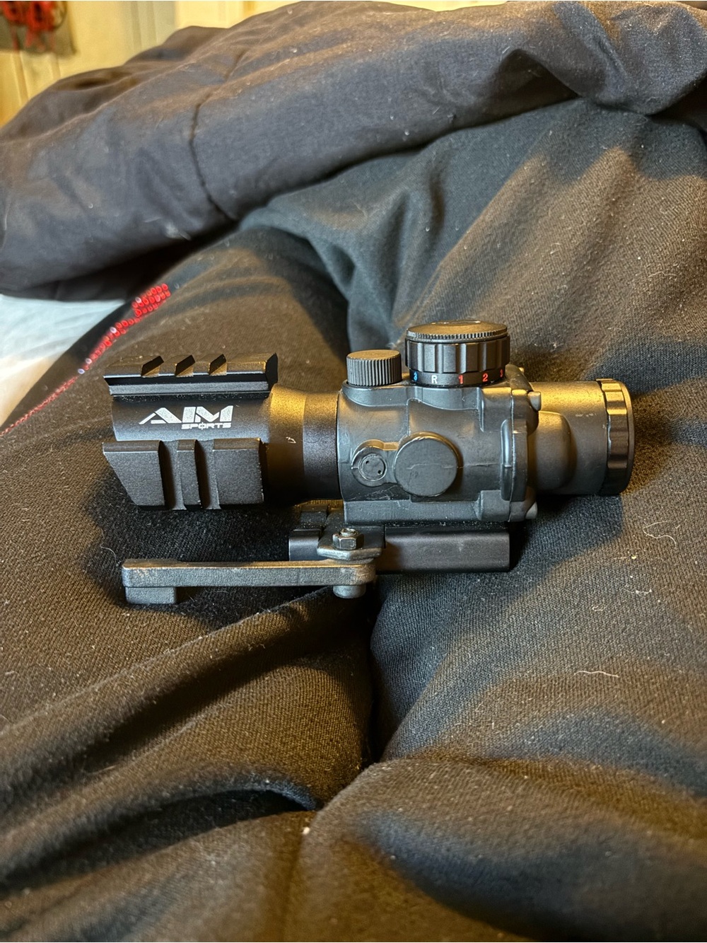 AIM Sports 4x32 Tri-Illuminated Compact Scope